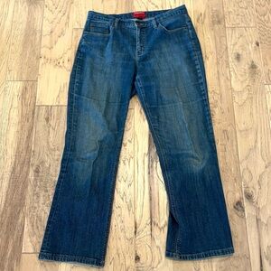 Chaps Medium Wash Katelyn Bootcut Women’s Jeans, size 10